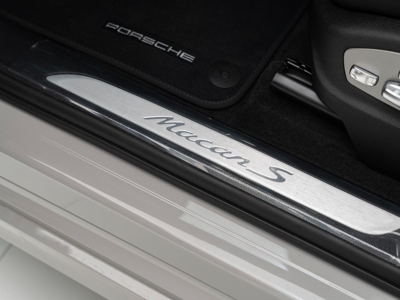 2026 Porsche Macan S Pompano Beach FL