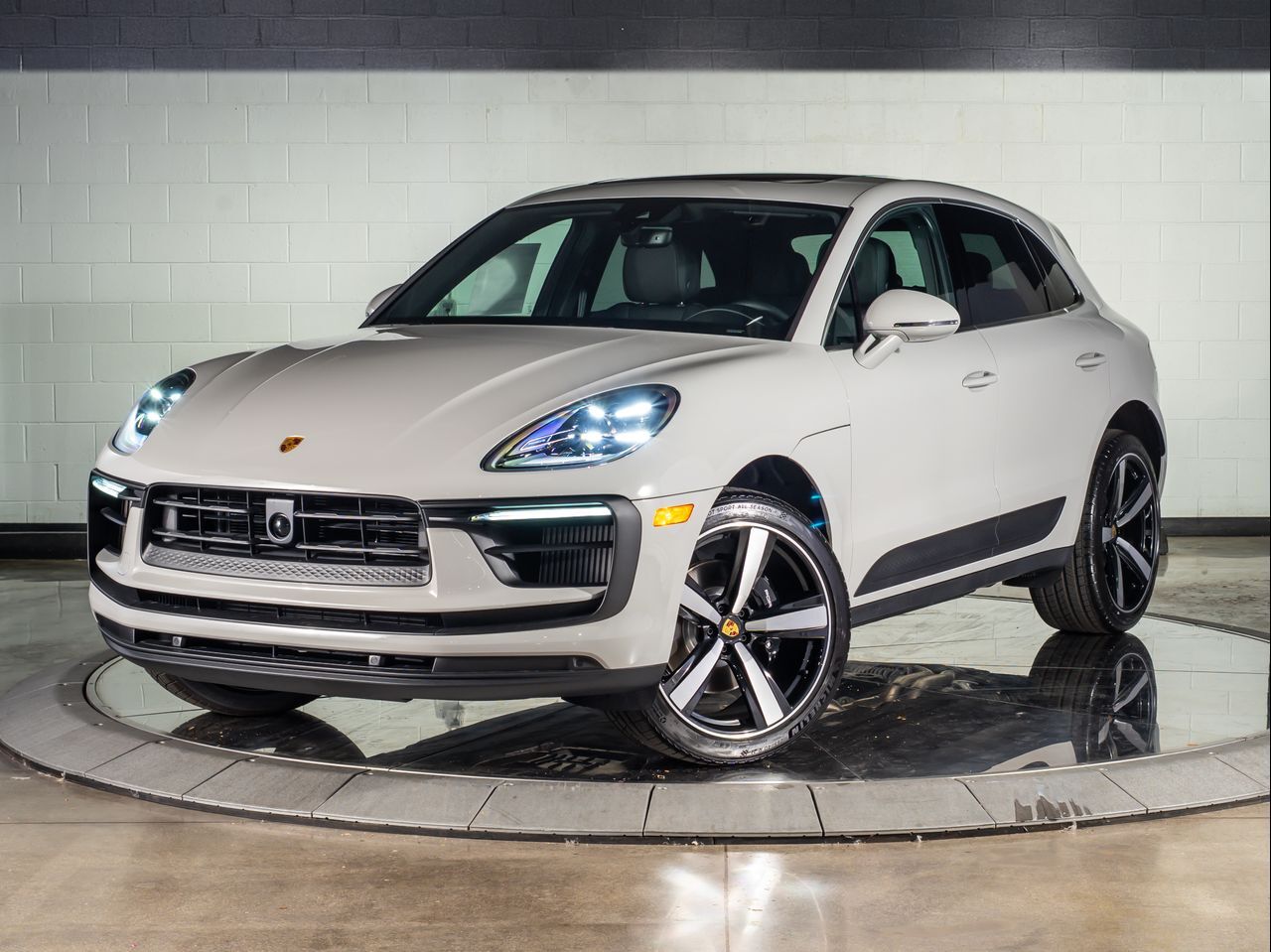 2026 Porsche Macan S