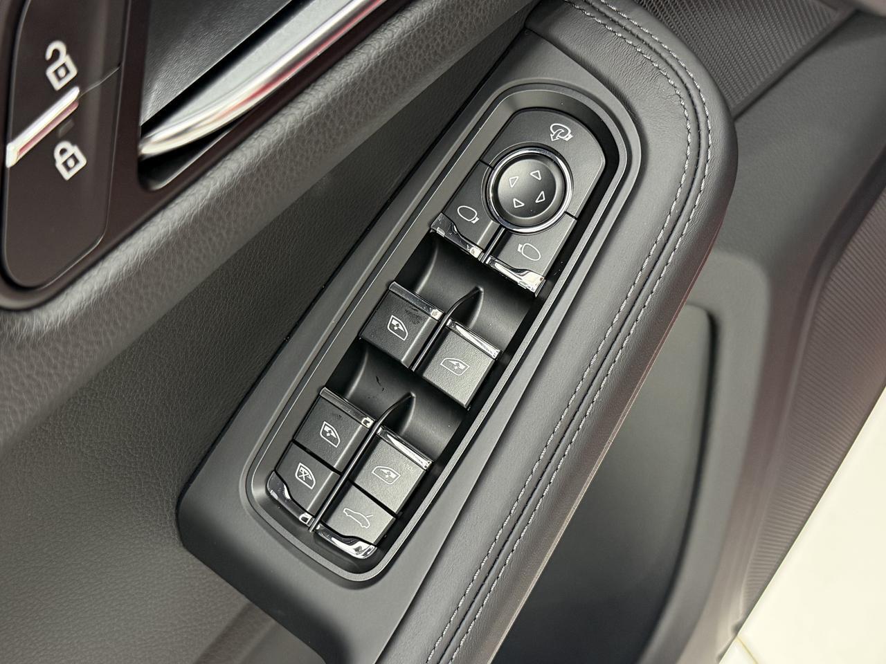 2026 Porsche Macan T Newark DE