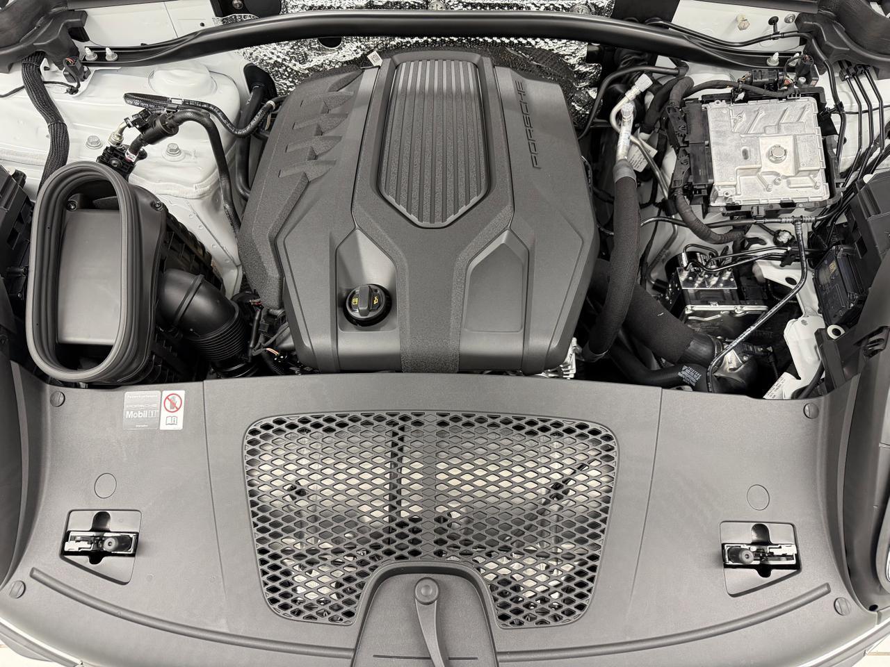 2026 Porsche Macan T Newark DE