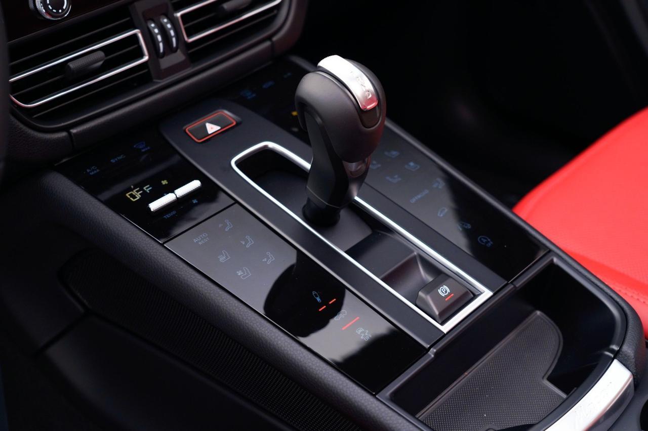 2026 Porsche Macan T Pompano Beach FL