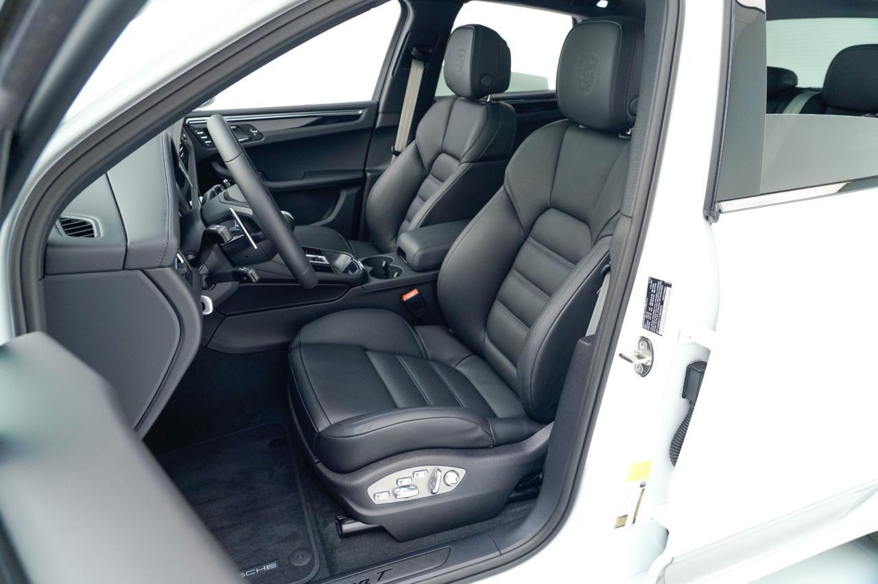 2026 Porsche Macan T Pompano Beach FL