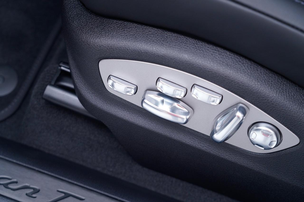 2026 Porsche Macan T Pompano Beach FL