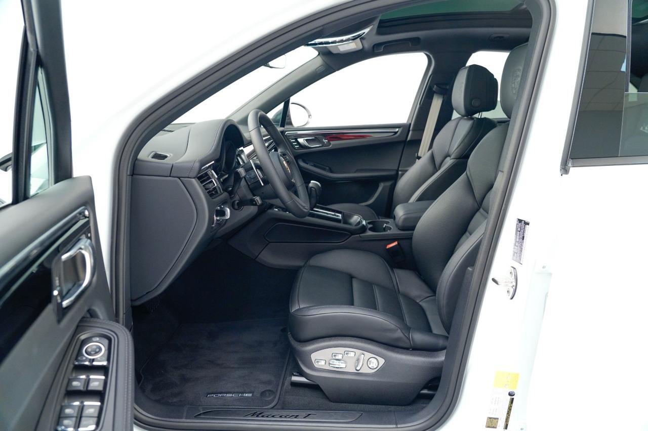 2026 Porsche Macan T Pompano Beach FL