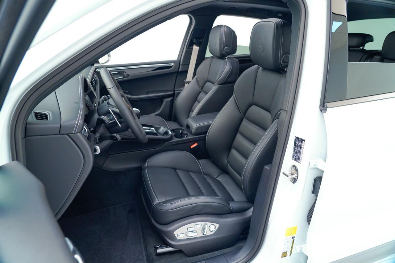 2026 Porsche Macan T Pompano Beach FL