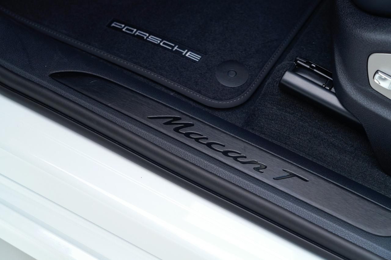 2026 Porsche Macan T Pompano Beach FL
