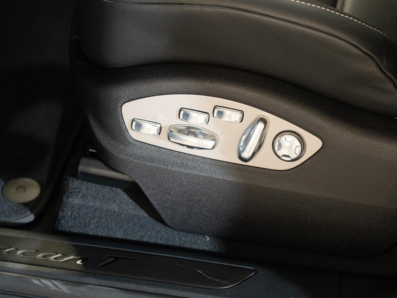 2026 Porsche Macan T Pompano Beach FL