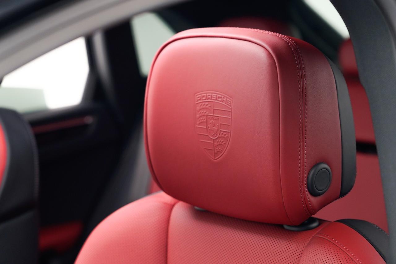 2026 Porsche Macan T Pompano Beach FL