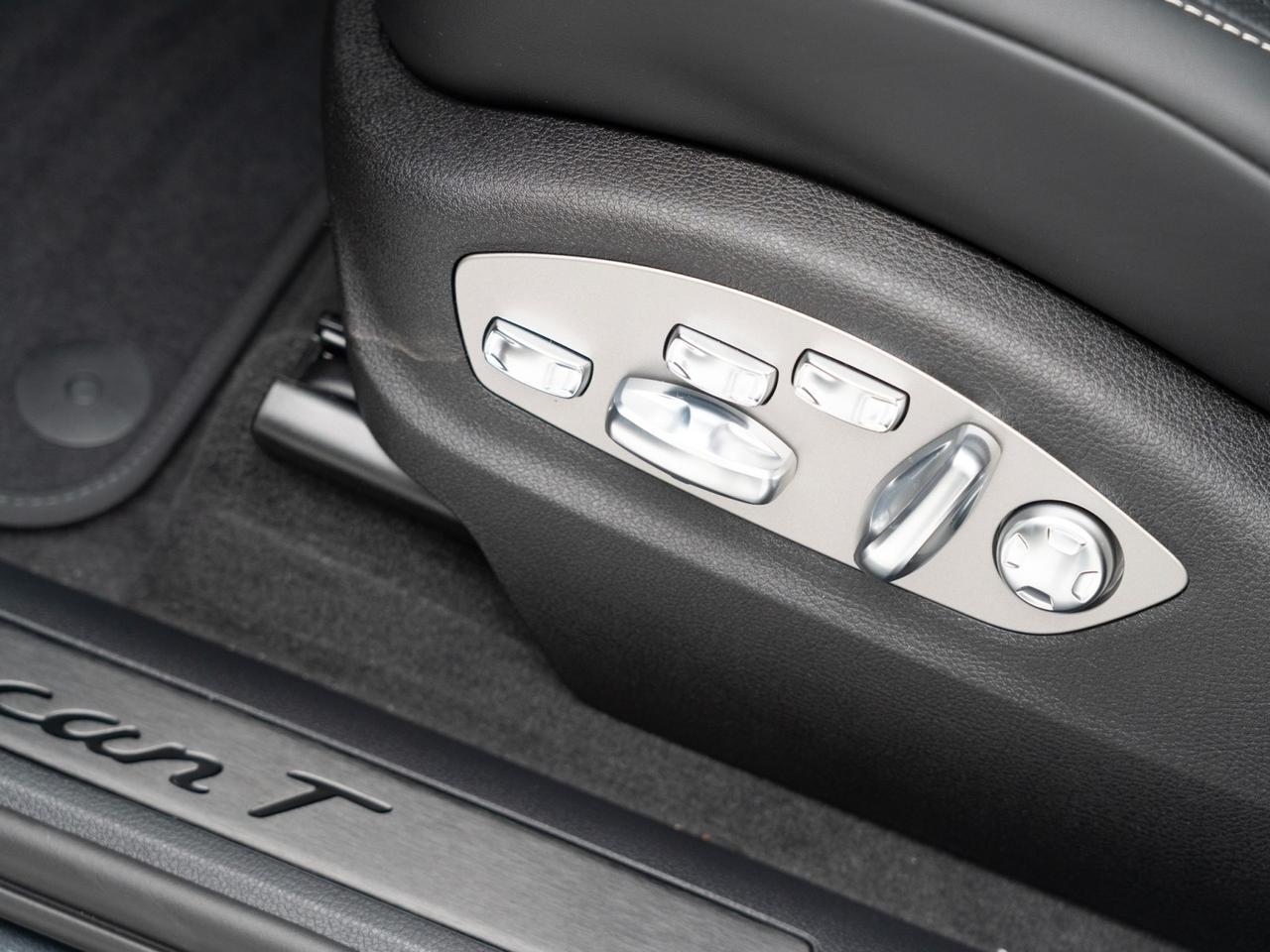 2026 Porsche Macan T Pompano Beach FL