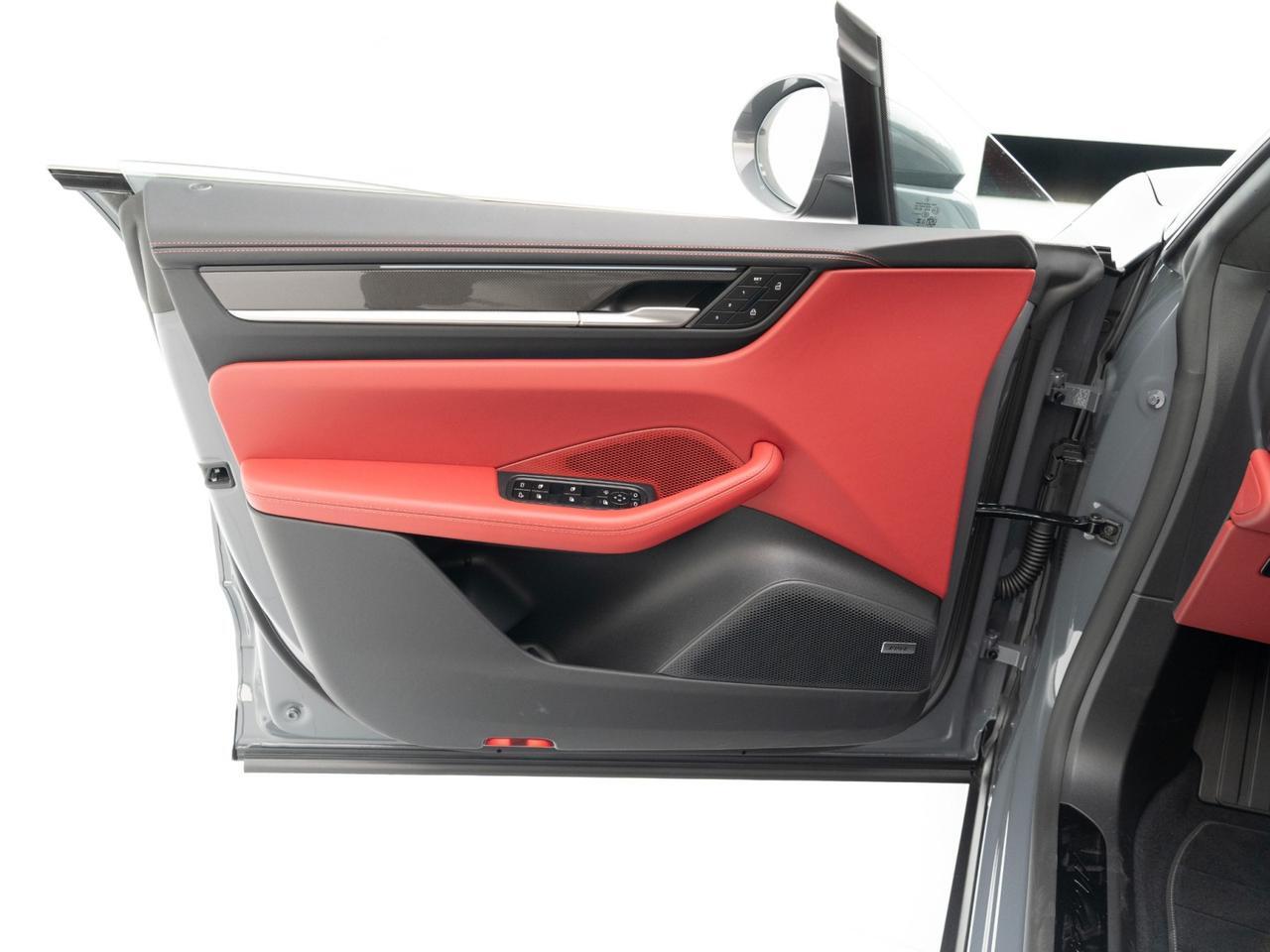 2026 Porsche Macan Turbo Electric Pompano Beach FL