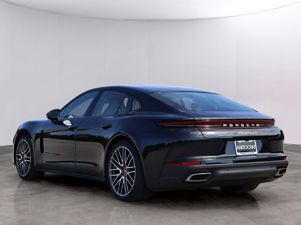 2026 Porsche Panamera