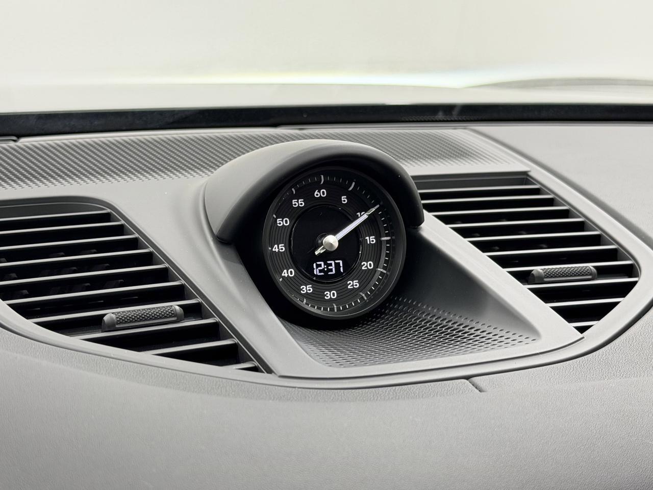 2026 Porsche Panamera 4 E-Hybrid Newark DE