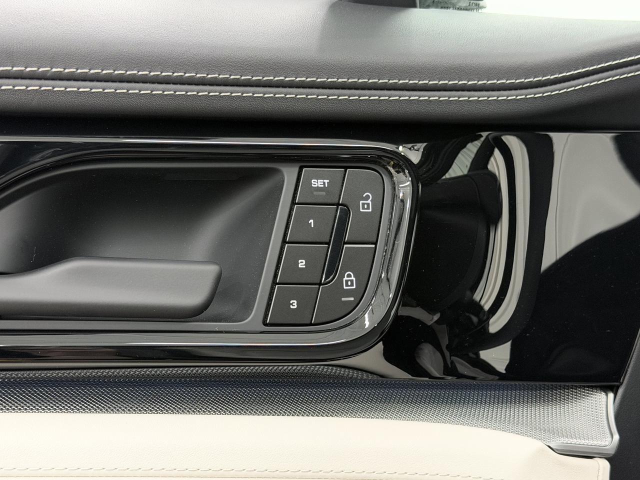 2026 Porsche Panamera 4 E-Hybrid Newark DE