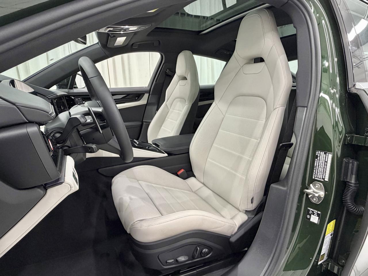 2026 Porsche Panamera 4 E-Hybrid Newark DE
