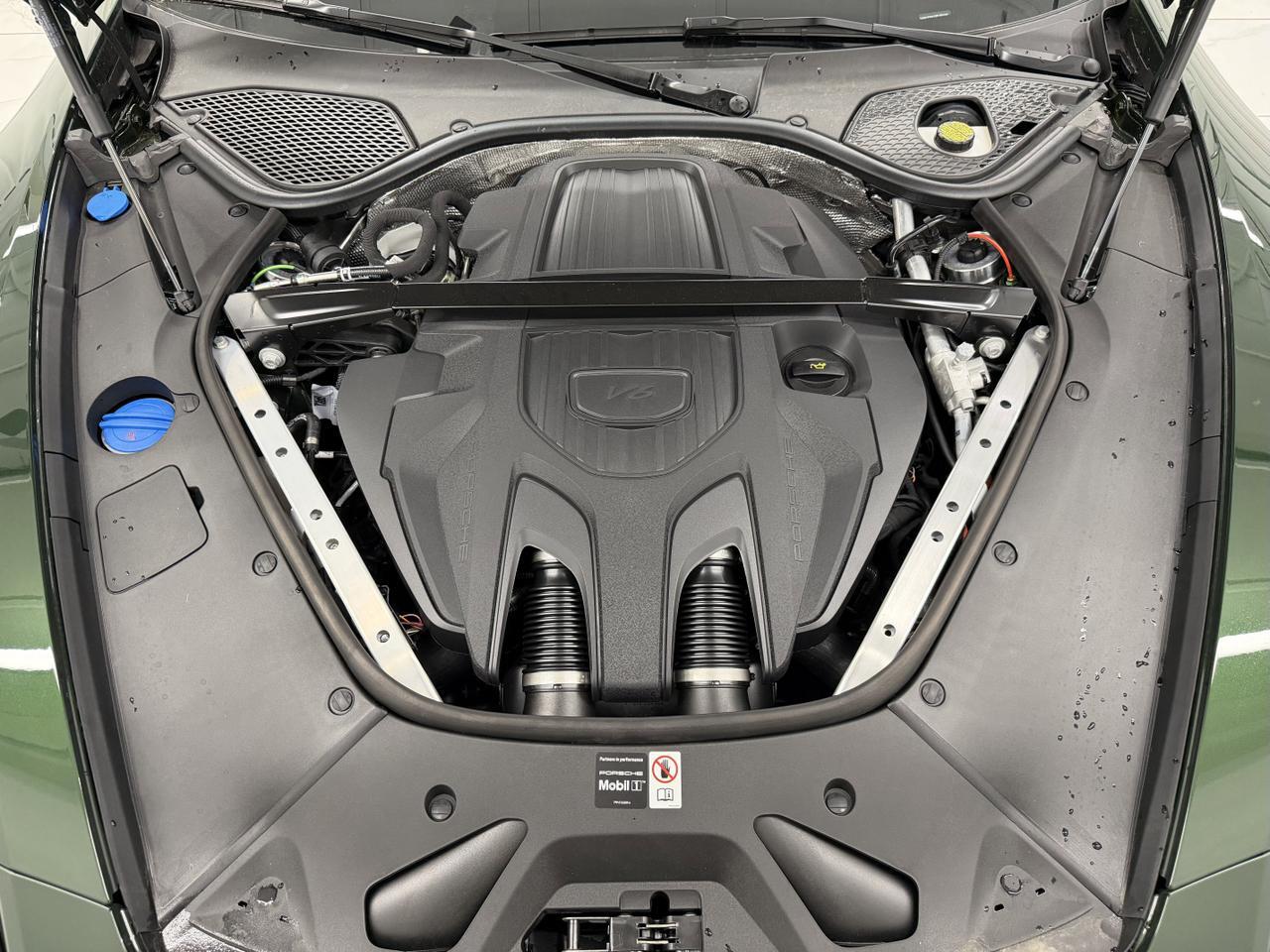 2026 Porsche Panamera 4 E-Hybrid Newark DE