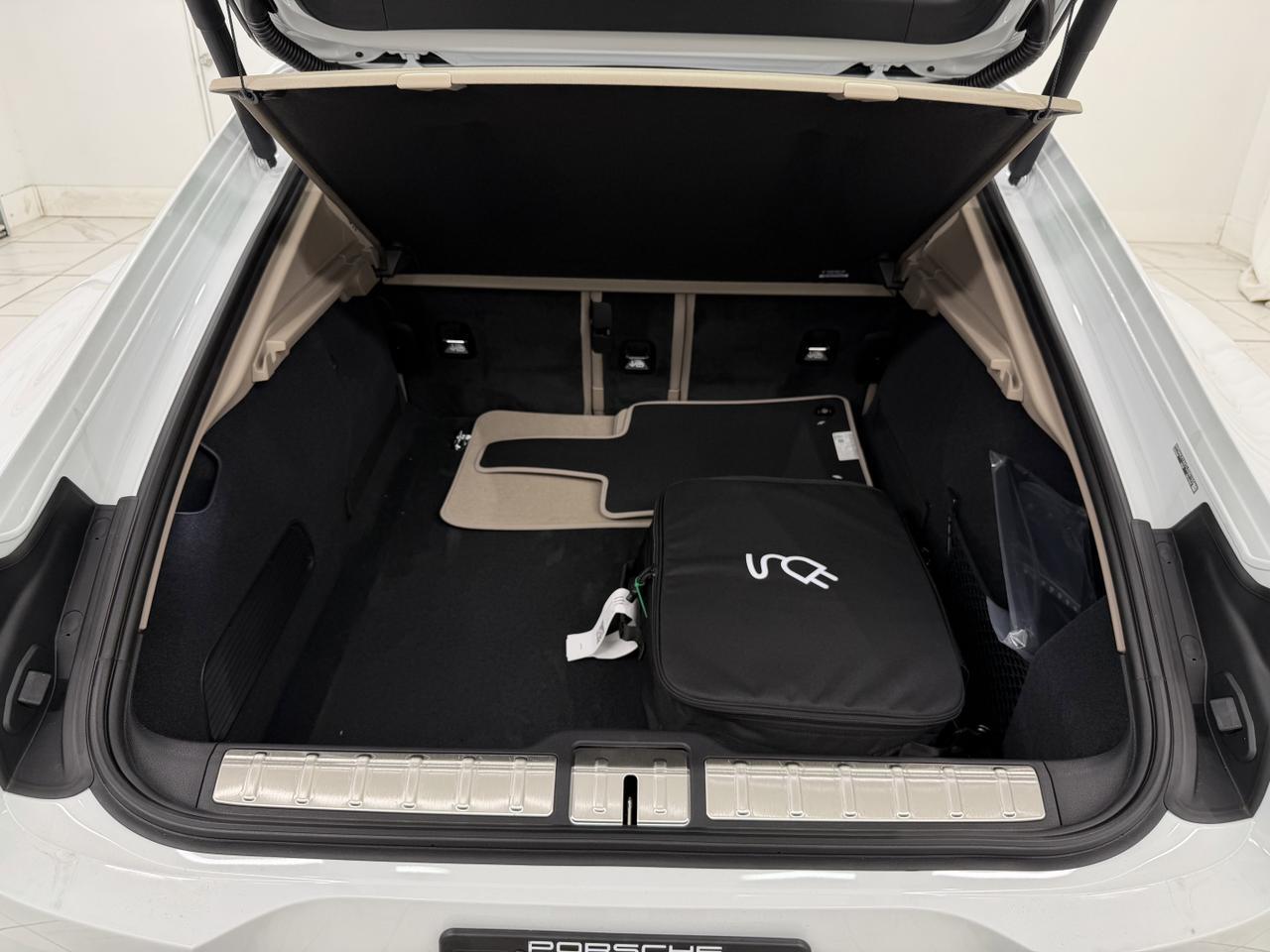 2026 Porsche Panamera 4 E-Hybrid Newark DE