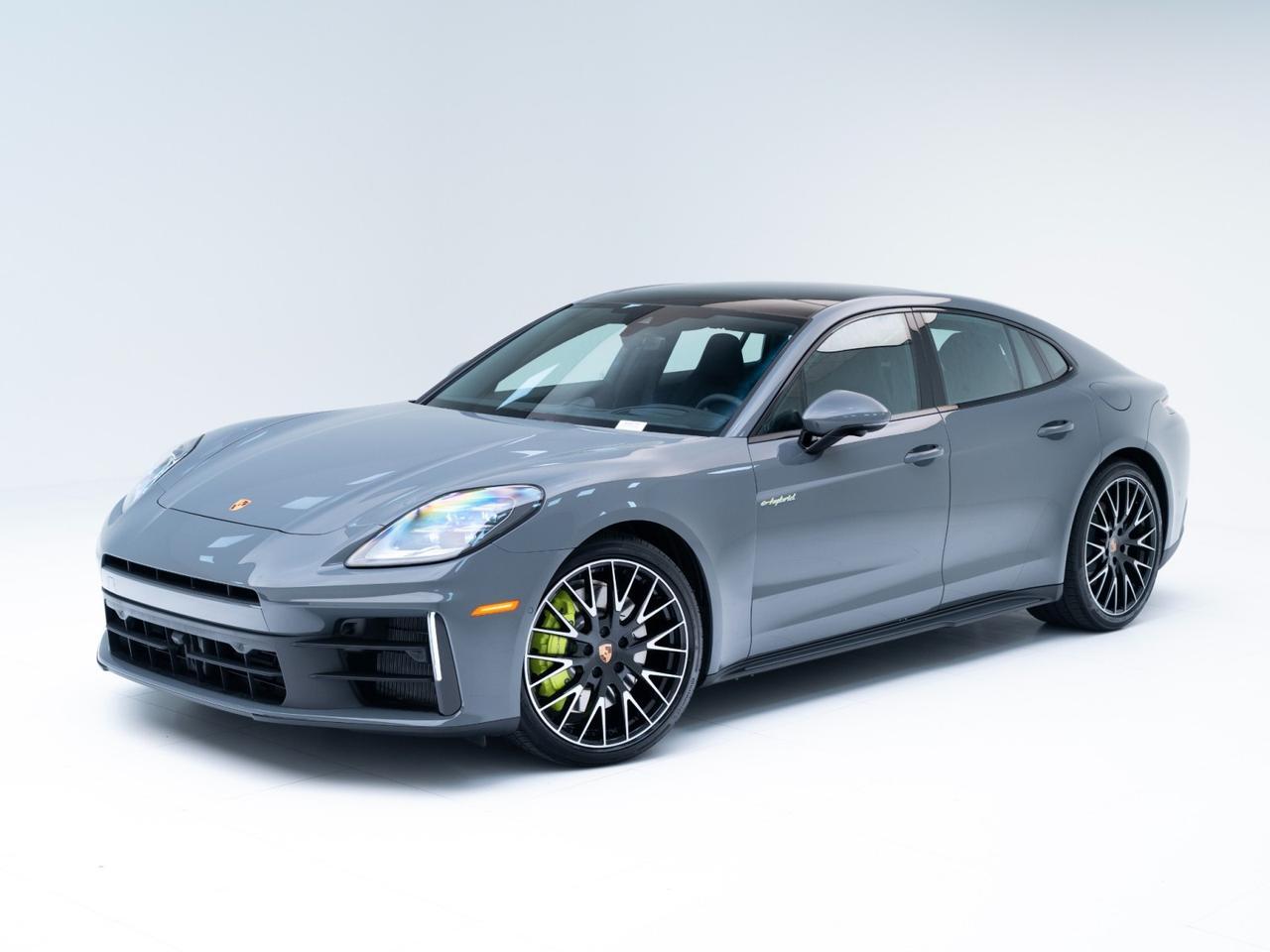 2026 Porsche Panamera 4 E-Hybrid