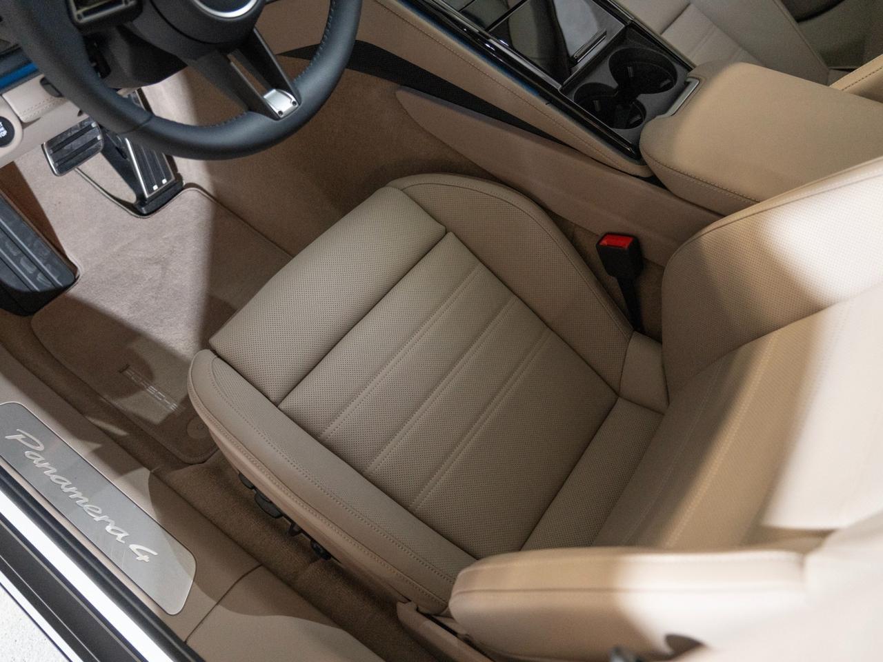 2026 Porsche Panamera 4 E-Hybrid Pompano Beach FL