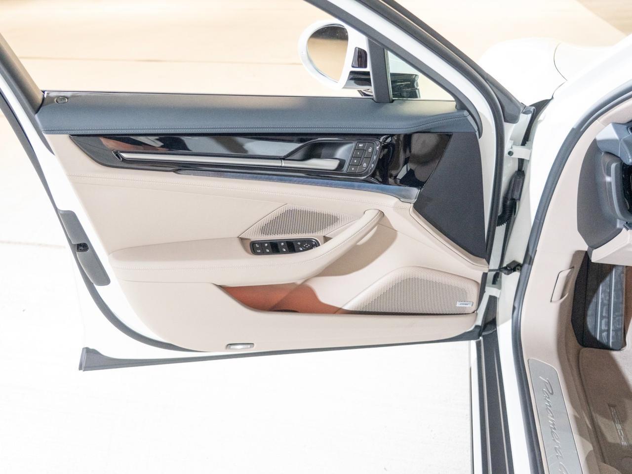 2026 Porsche Panamera 4 E-Hybrid Pompano Beach FL