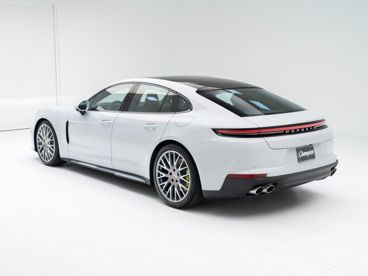 2026 Porsche Panamera 4 E-Hybrid Pompano Beach FL