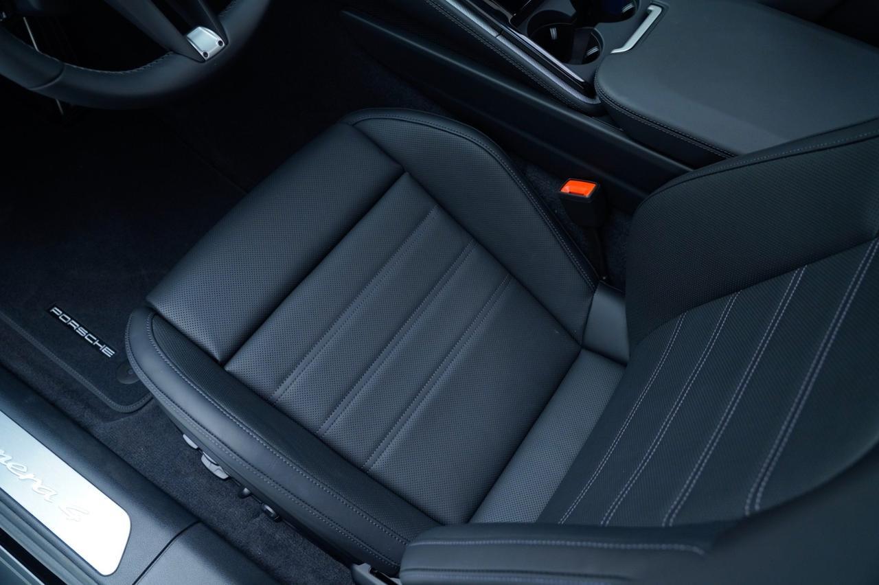 2026 Porsche Panamera 4 E-Hybrid Pompano Beach FL