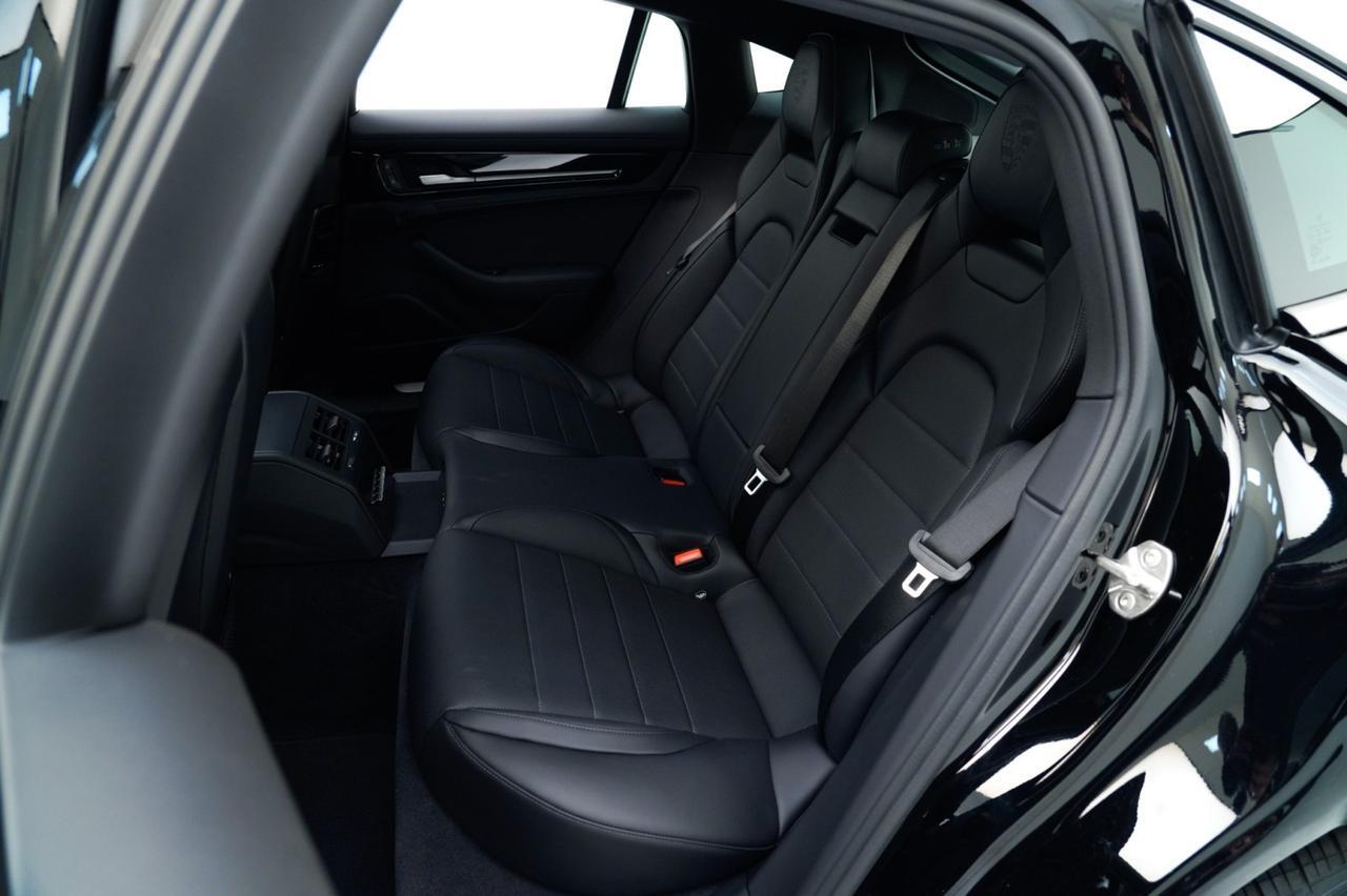 2026 Porsche Panamera 4 E-Hybrid Pompano Beach FL