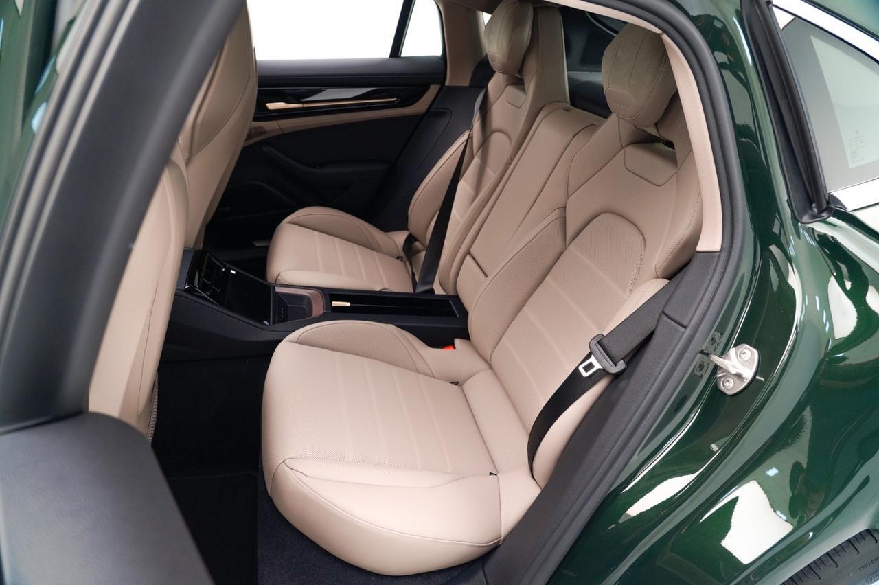 2026 Porsche Panamera 4 E-Hybrid Pompano Beach FL