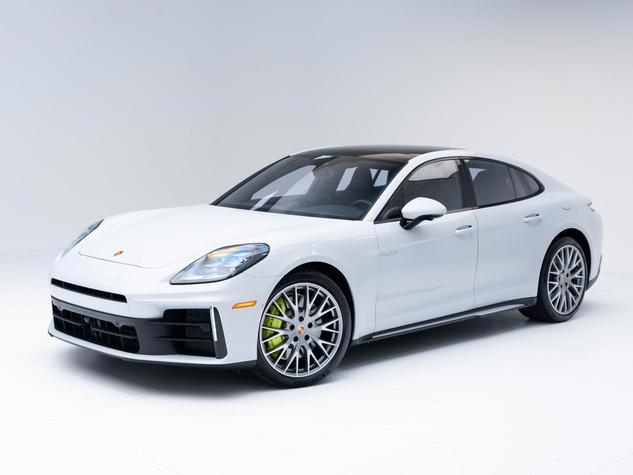 2026 Porsche Panamera 4 E-Hybrid