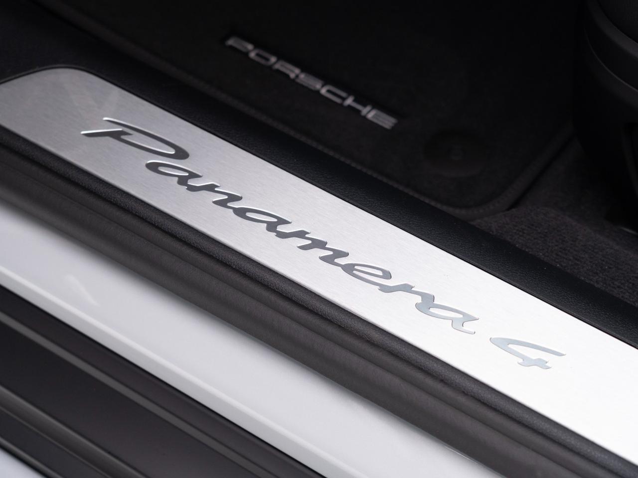 2026 Porsche Panamera 4 E-Hybrid Pompano Beach FL