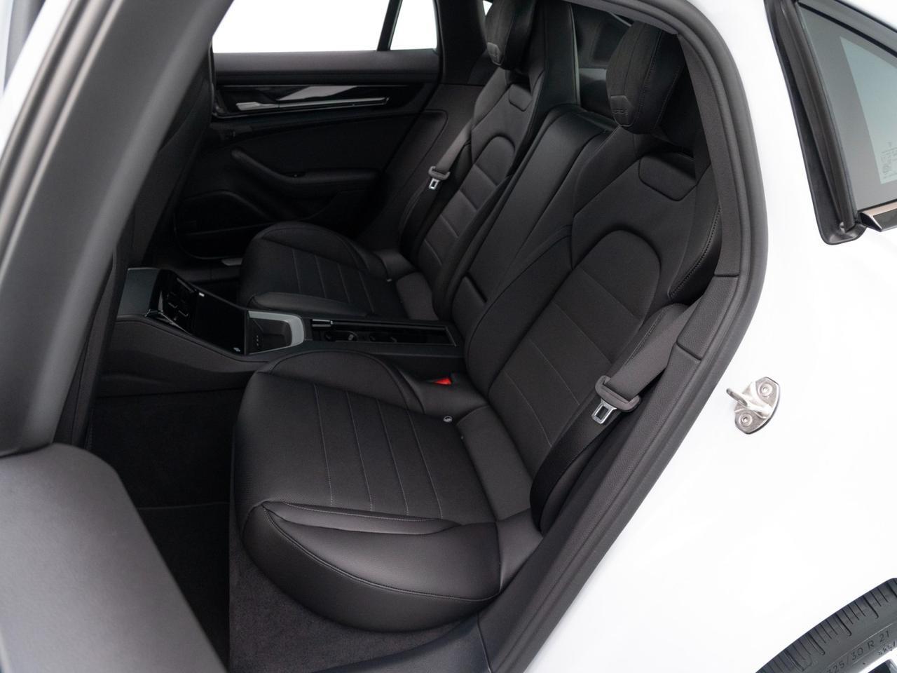 2026 Porsche Panamera 4 E-Hybrid Pompano Beach FL