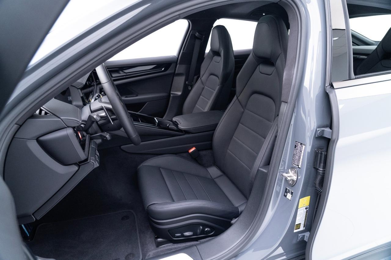 2026 Porsche Panamera 4 E-Hybrid Pompano Beach FL