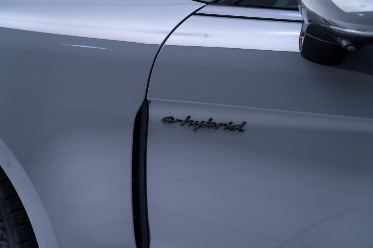 2026 Porsche Panamera 4 E-Hybrid Pompano Beach FL