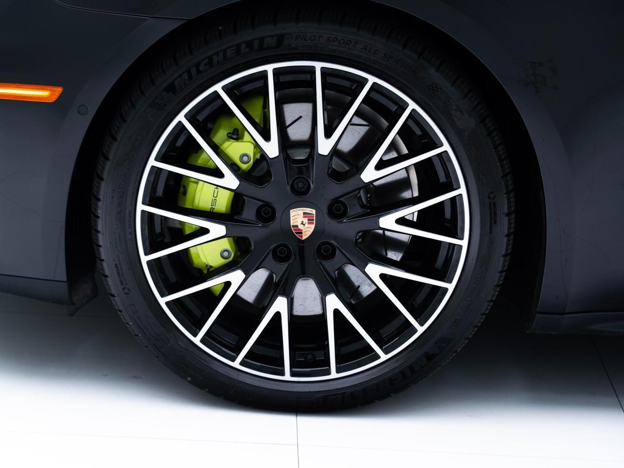 2026 Porsche Panamera 4 E-Hybrid Pompano Beach FL