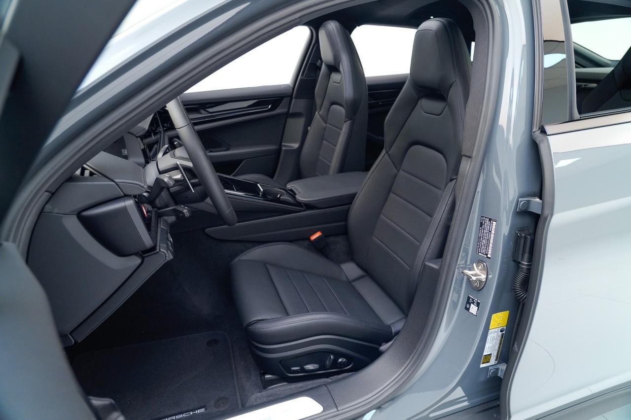 2026 Porsche Panamera 4 E-Hybrid Pompano Beach FL