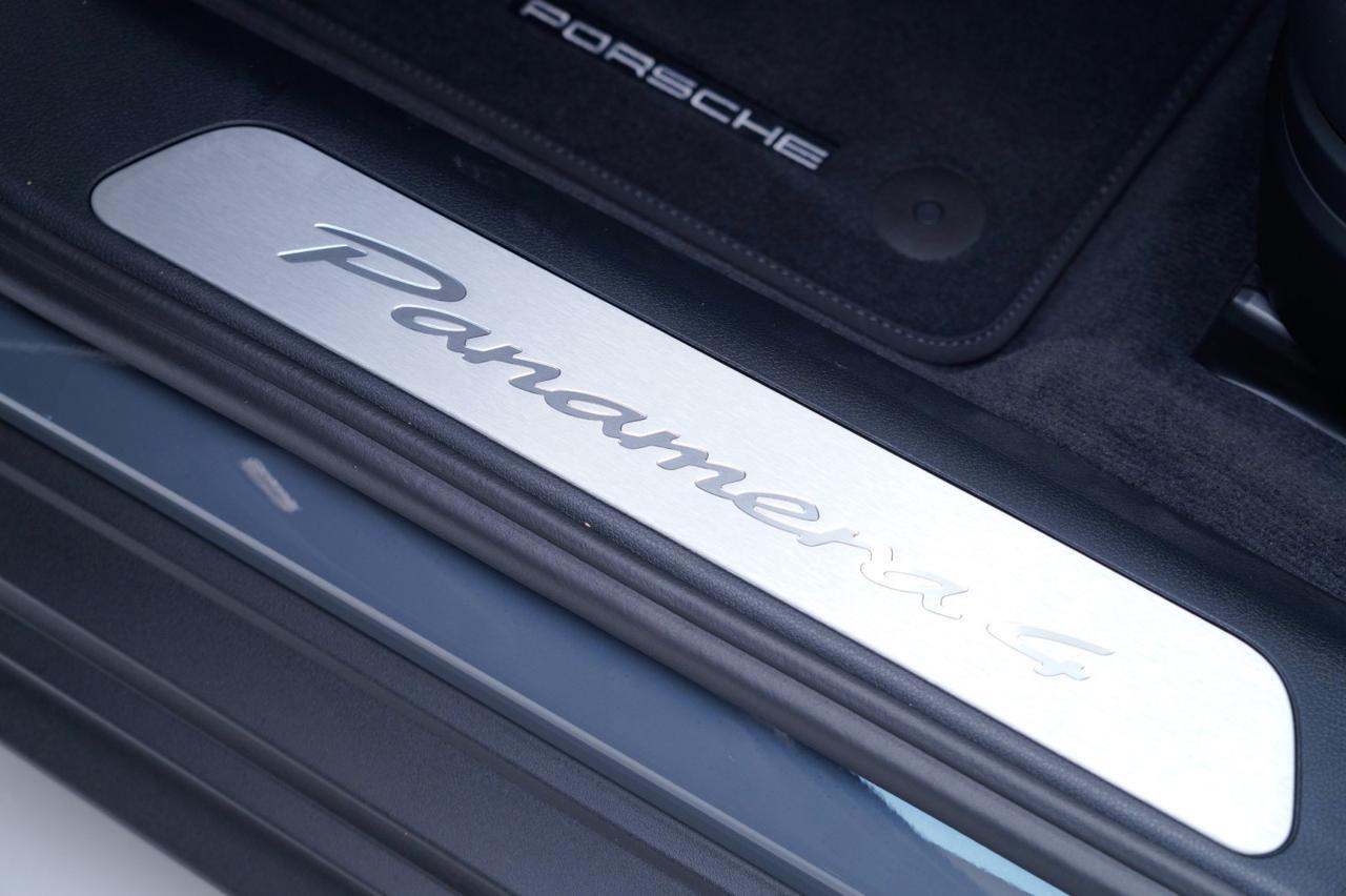 2026 Porsche Panamera 4 E-Hybrid Pompano Beach FL