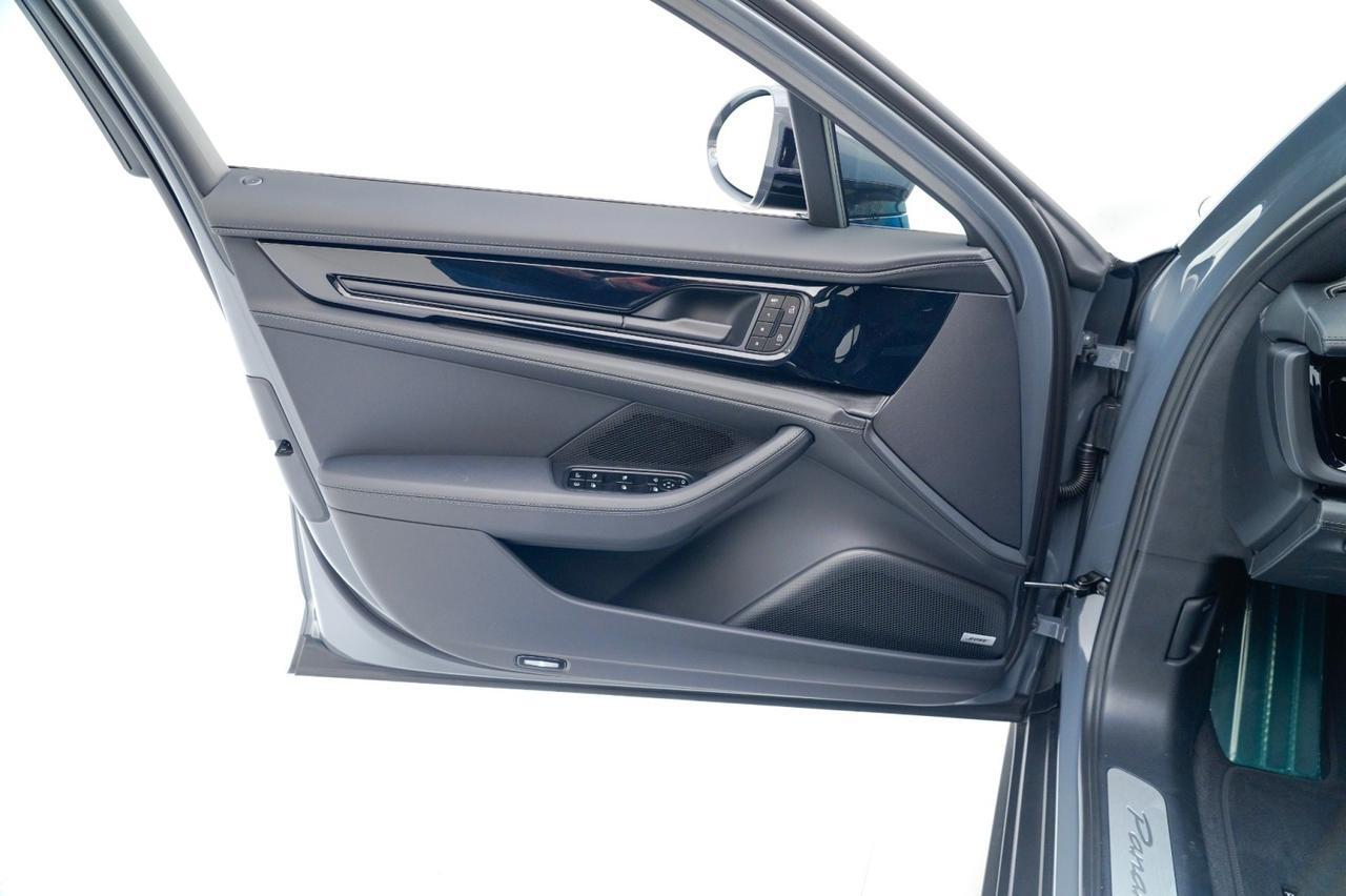 2026 Porsche Panamera 4 E-Hybrid Pompano Beach FL