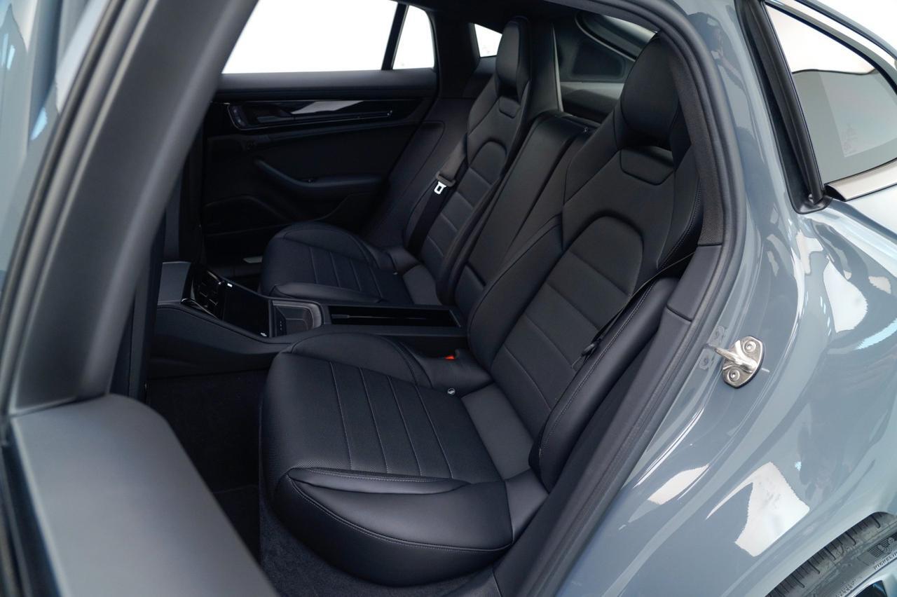 2026 Porsche Panamera 4 E-Hybrid Pompano Beach FL