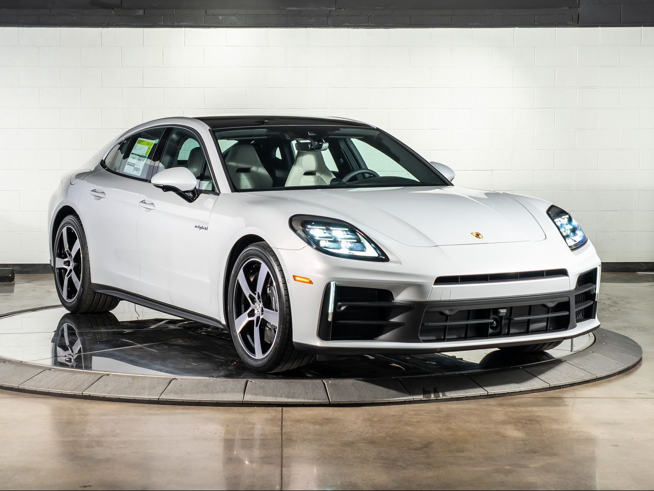 2026 Porsche Panamera 4 E-Hybrid Santa Clarita CA