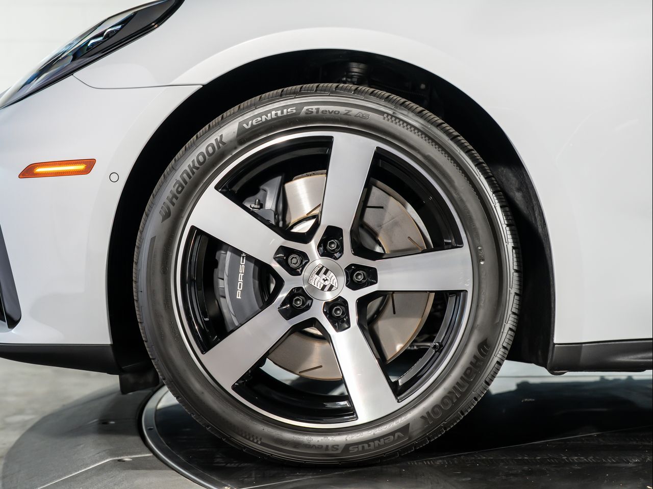 2026 Porsche Panamera 4 E-Hybrid Santa Clarita CA