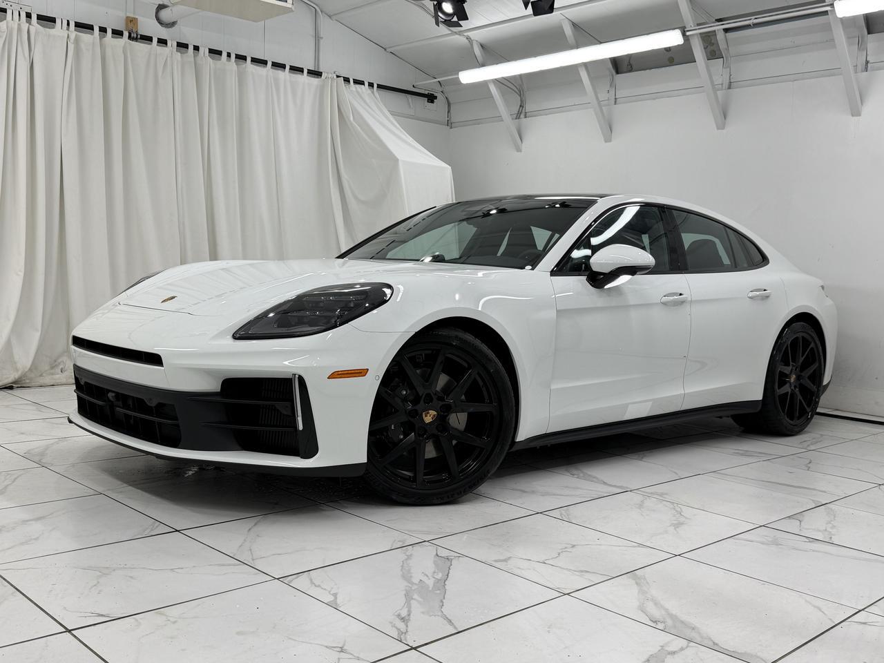 2026 Porsche Panamera 4