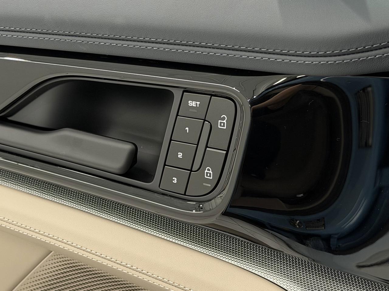 2026 Porsche Panamera 4 Newark DE
