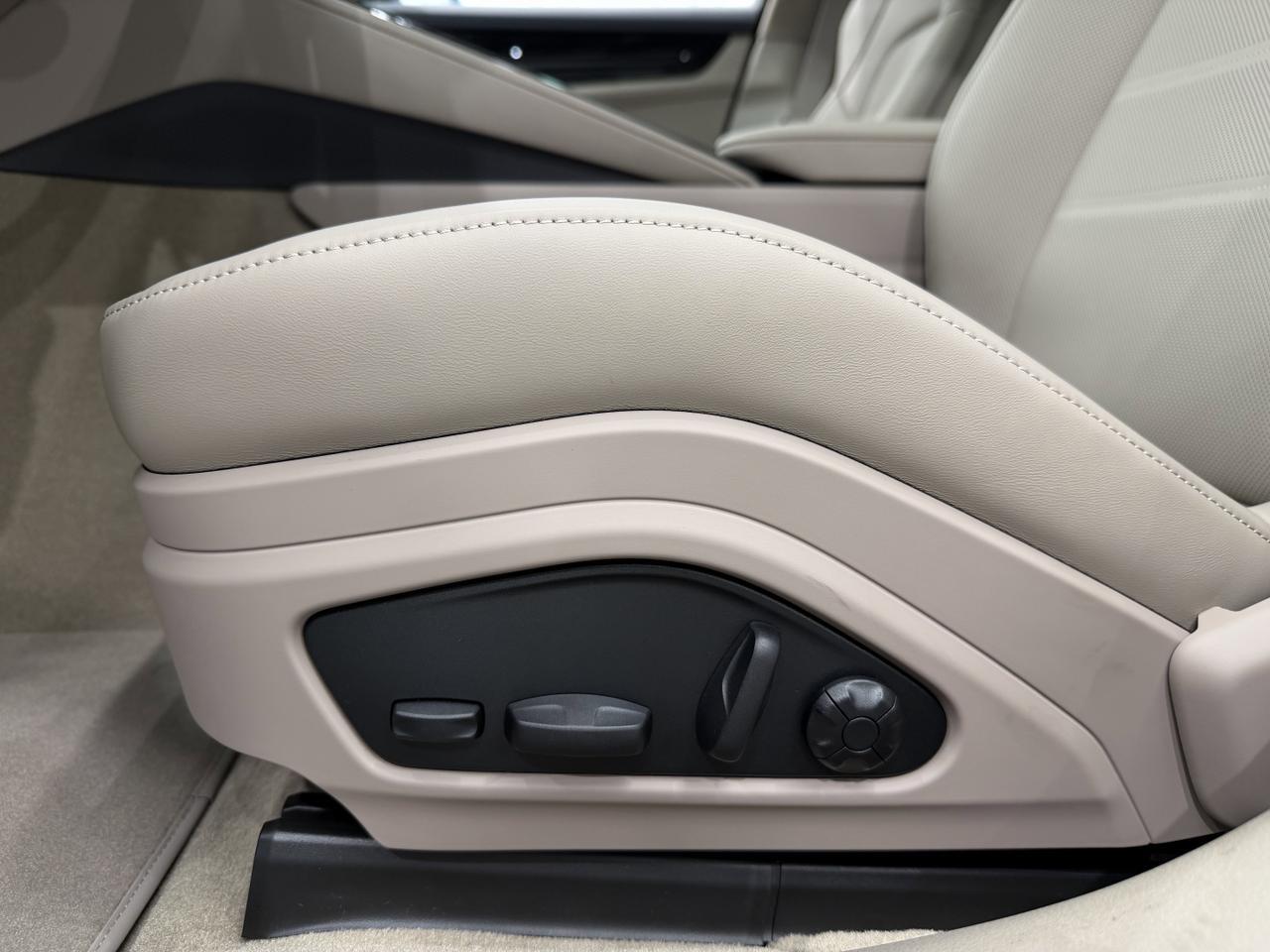 2026 Porsche Panamera 4 Newark DE