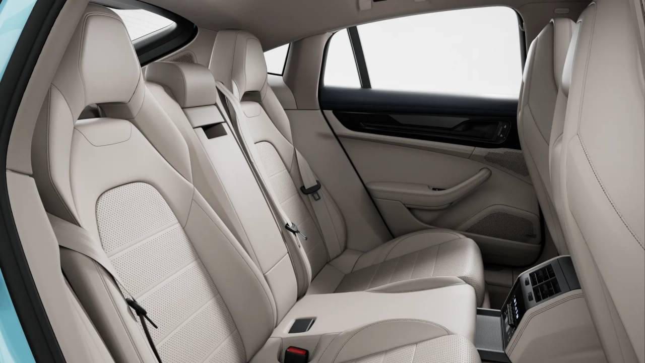 2026 Porsche Panamera 4 Newark DE