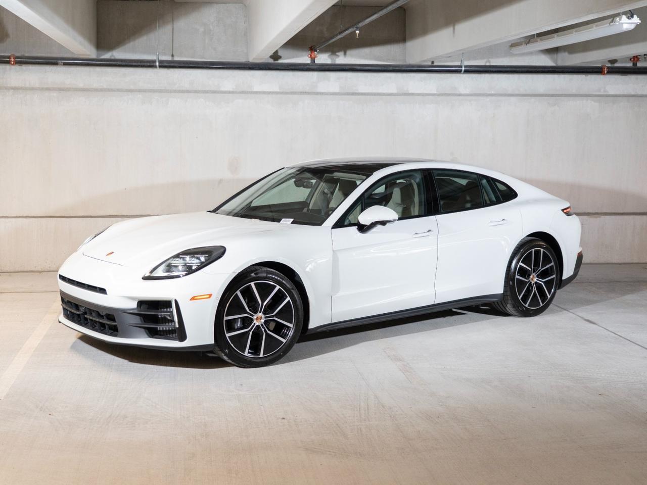 2026 Porsche Panamera 4