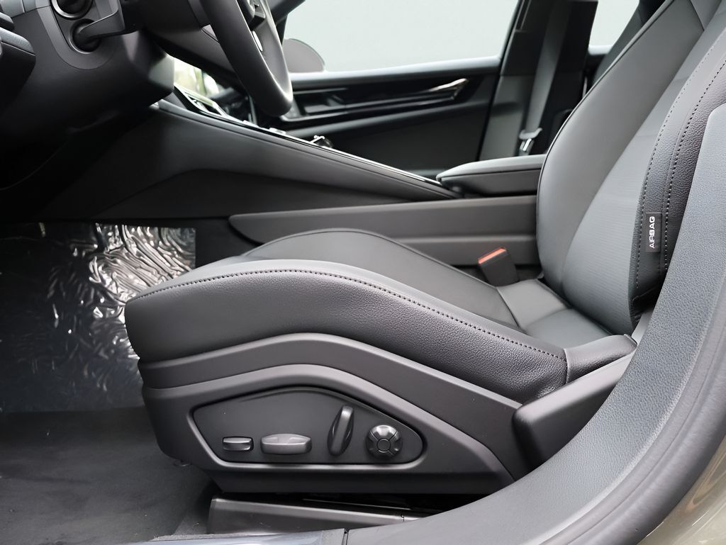 2026 Porsche Panamera 4 San Clemente CA