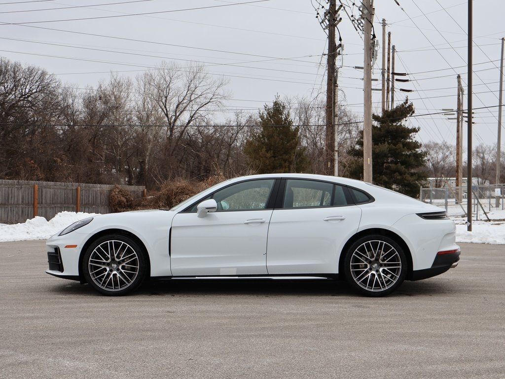 2026 Porsche Panamera 4