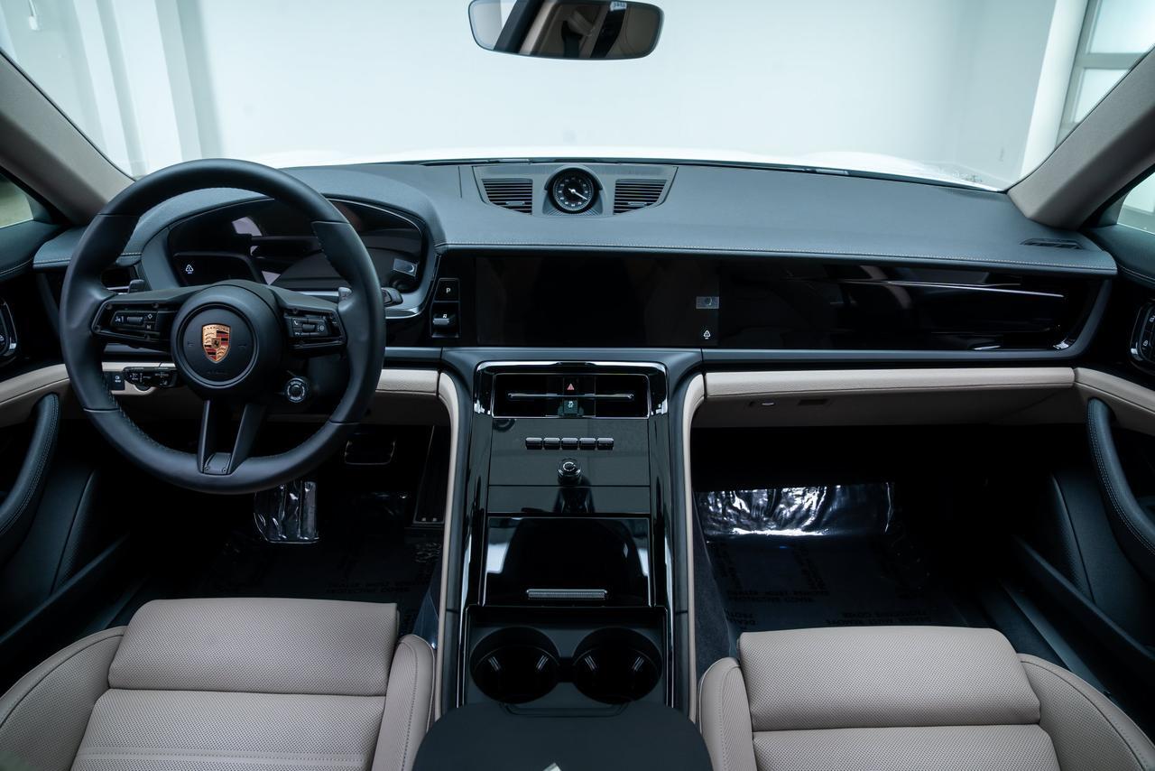 2026 Porsche Panamera E-Hybrid 4 1 Owner / Premium Package / Bose Audio Portland OR