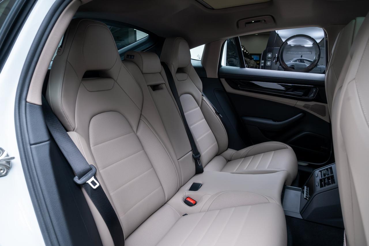 2026 Porsche Panamera E-Hybrid 4 1 Owner / Premium Package / Bose Audio Portland OR