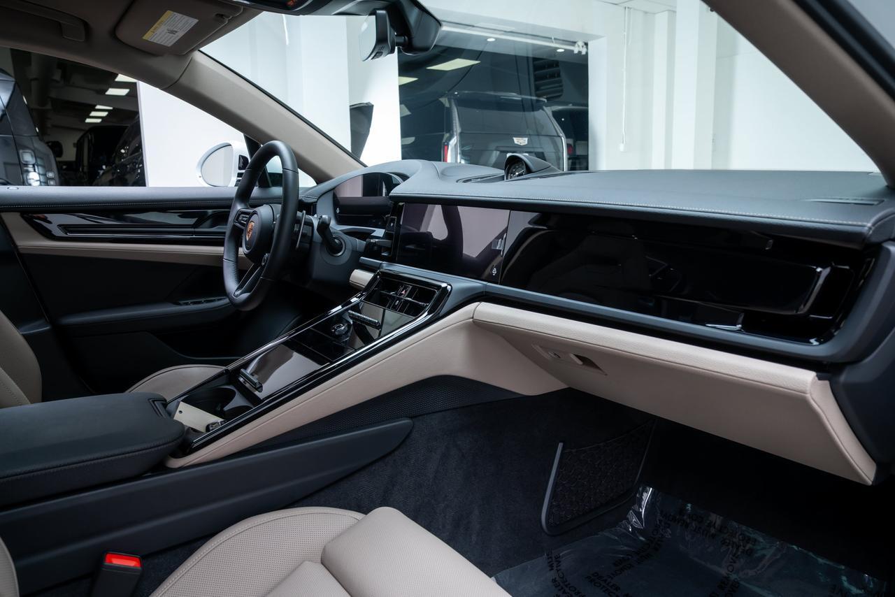2026 Porsche Panamera E-Hybrid 4 1 Owner / Premium Package / Bose Audio Portland OR
