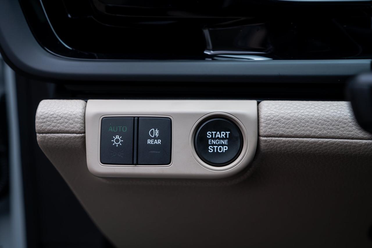 2026 Porsche Panamera E-Hybrid 4 1 Owner / Premium Package / Bose Audio Portland OR